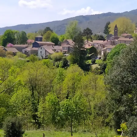 Feriehus Hameau Paisible Ardouane, A Cote Voie Verte Riols