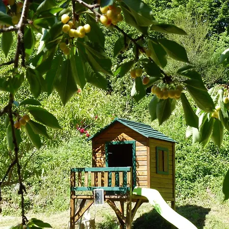 Hameau Paisible Ardouane, A Cote Voie Verte Feriehus *