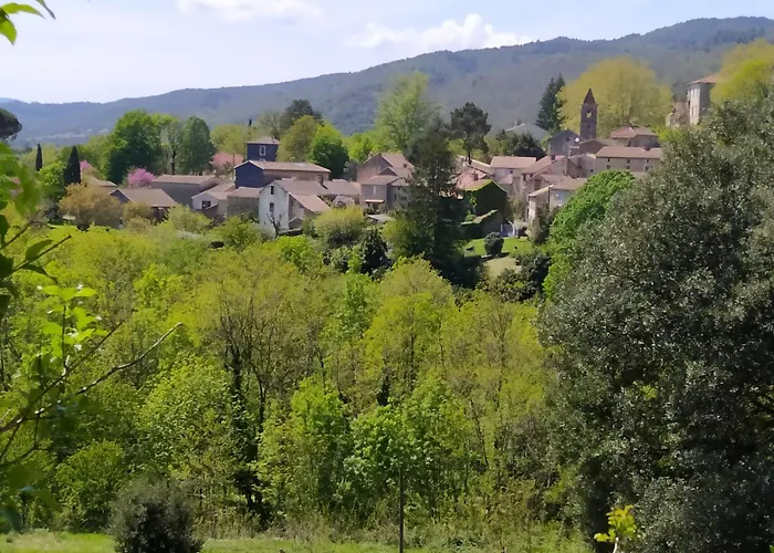 Ferienhaus Hameau Paisible Ardouane, A Cote Voie Verte Riols