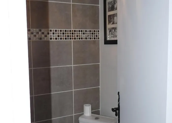 Ferienhaus Hameau Paisible Ardouane, A Cote Voie Verte Riols