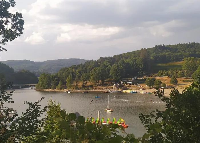 Ferienhaus Hameau Paisible Ardouane, A Cote Voie Verte Riols